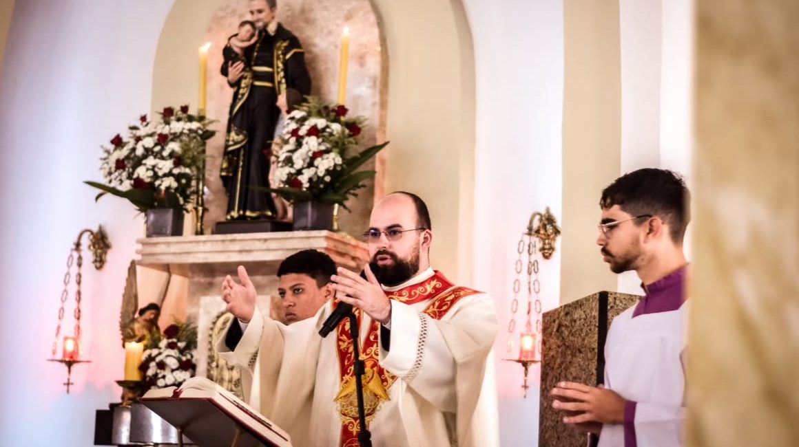 Padre Jefferson Márcio se despede da Paróquia de São Vicente de Paulo em Saloá!