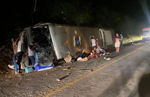 Tragédia na Serra dos Ventos: 15 mortos em grave acidente com ônibus em Saloá!
