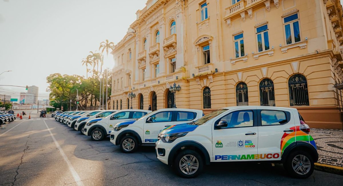 Saloá, Paranatama, Iati e Brejão recebem veículos do Governo de Pernambuco para fortalecer assistência social!