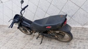 Homem é detido e motocicleta com sinais de adulteração é apreendida em Saloá!